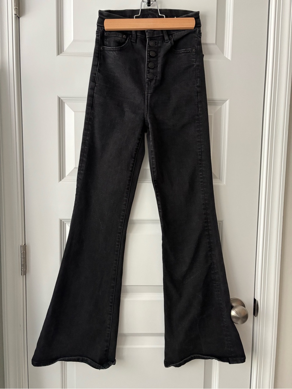 American Eagle Curvy Highest Rise Flare Jeans Size 00